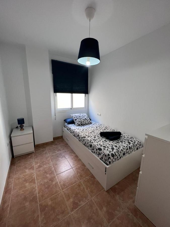 Apartamentos La Caleta 발리타드벨레즈 외부 사진